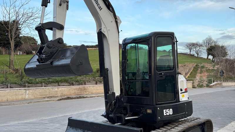 OmecoHub - BOBCAT E50